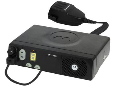 Радиостанция Motorolla CM140 438-470МГц, сигналист MDC1200, 12,5/20/25кГц 8кан. 1-25Вт с индикацией