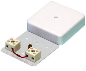 Купить Коробка МЕТА 7403-4 исп.И монтажная огнестойкая керамическая, с изолятором КЗ, 4 контакта, до 6 кв. 