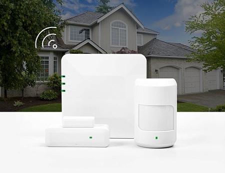 Купить Комплект Livi Smart Security &quot;Умная охрана&quot;. Состав комплекта: центр умного дома LiviSmartHub 2G, д