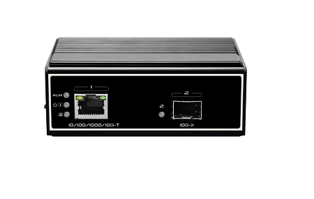 Купить Медиаконвертер GIGALINK GL-MC-UTP10G-SFP10G-TH-BOX-UPS многофункциональный неуправляемый 10G 1 порт 